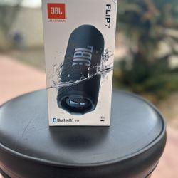 JBL Flip 7 Portable Bluetooth Speaker – Blue | Brand New Sealed