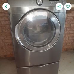 Samsung Electric Steam Dryer