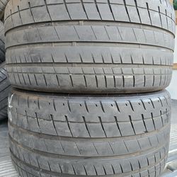 (2) 295 35 20 Bridgestone tires