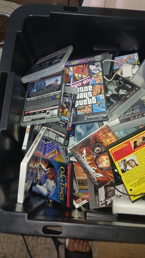 Dvd's and Video Games 