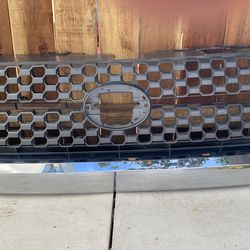 2014 2015 2016 2017 2018 2019 2020 2021 TOYOTA TUNDRA FRONT GRILLE CHROME OEM