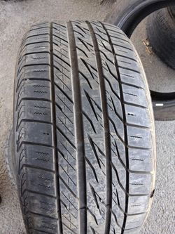 Tires 225/50/17 pair (2)