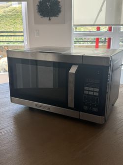 Black and Decker 900 Watt Microwave