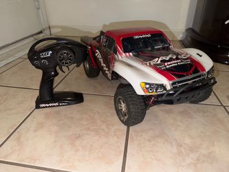 TRAXXAS SLASH 4x4 VXL