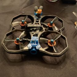 Digital FPV Quads Cinewhoop & Freestyle  W/lipos 