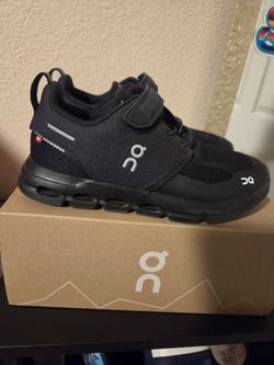 QC sneaker
