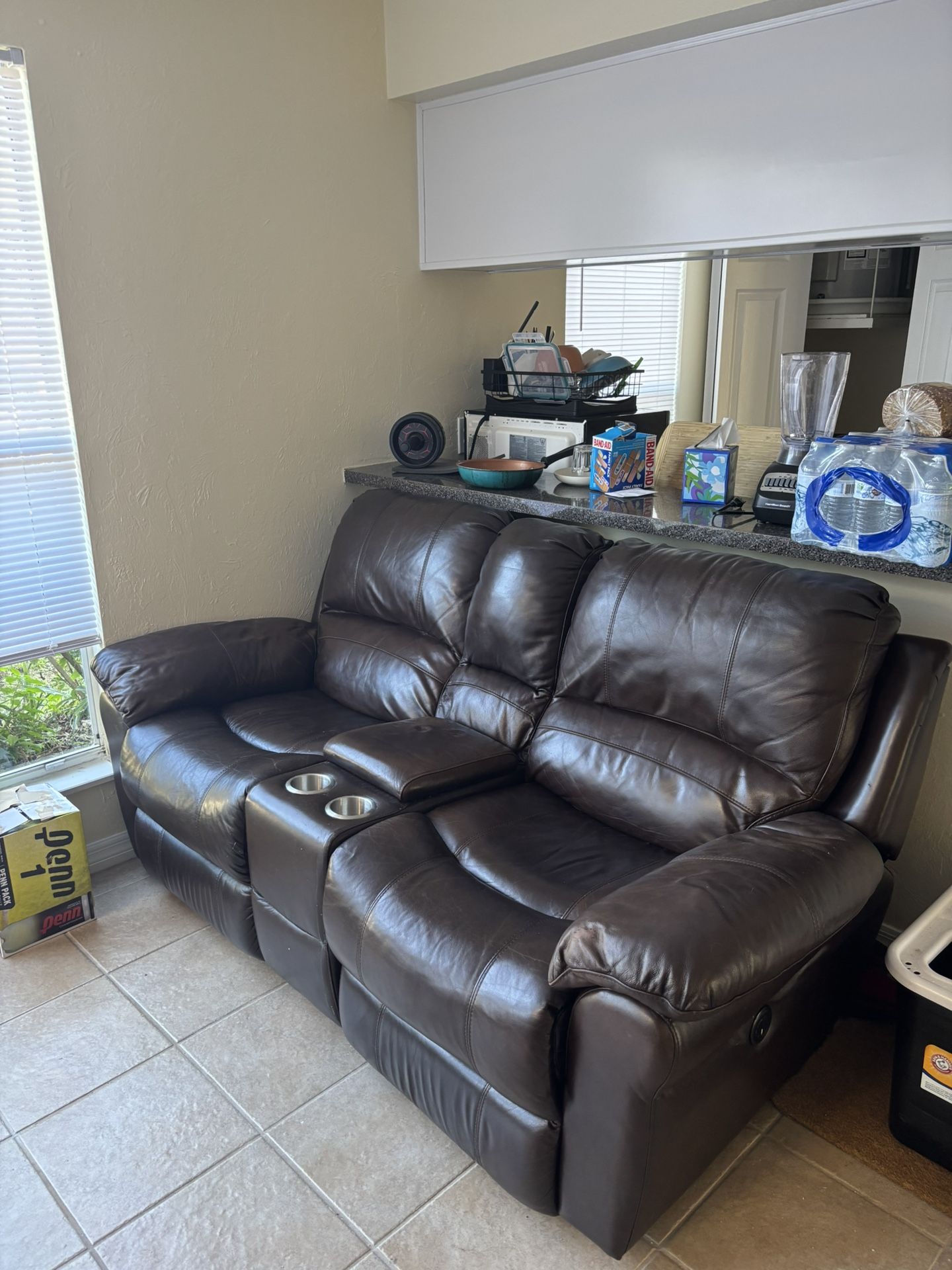 electric sofa leather good condition  amazing deal