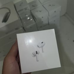 BLUETOOTH HEADPHONES 