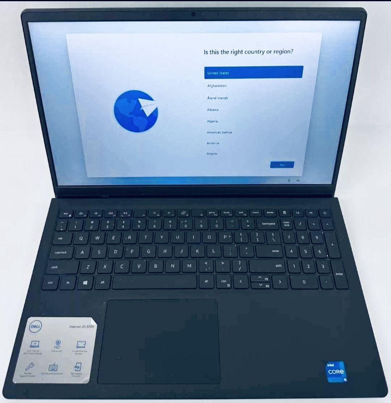 Dell Laptop Computer, intel i5 11th Gen, 1TB, Like New