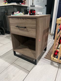 Night stand dresser