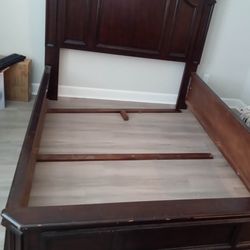 Queen bed