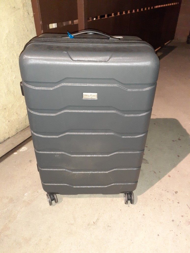 PROTOCOL LUGGAGE SWIVEL WHEELS