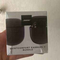 Bose Quiet comfort Earbuds II Bundle Brand New! 