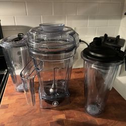 Vitamix 48 Oz Dry Grains Container + Two 20 Oz Cups