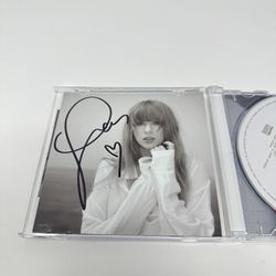 The Tortured Poets Department CD & Taylor Swift Hand Signed Photo RARE HEART! ❤️