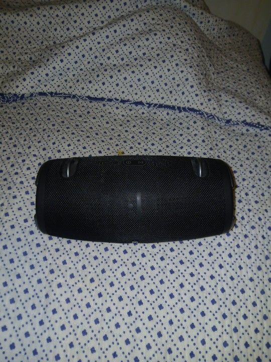 JBL Extreme