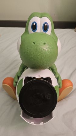 Yoshi AMC Popcorn Bucket with Cup