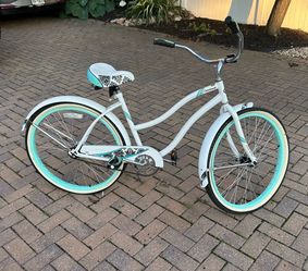 Cranbrook Beach Cruiser bike