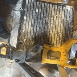 DeWalt Saw Saw