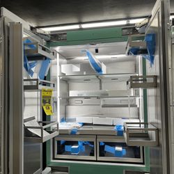 New Thermador Built In Four Door Refrigerator 36”