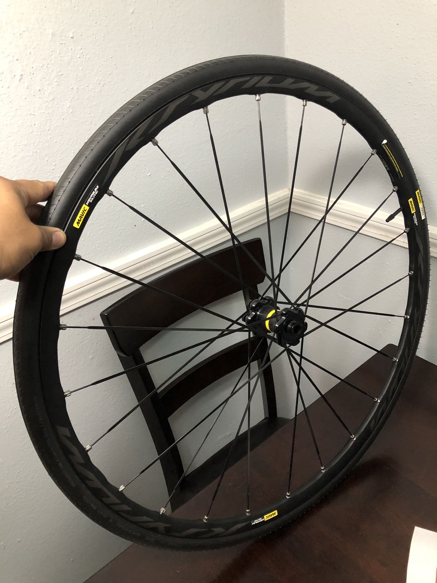 Mavic ksyrium elite rear wheel