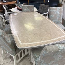 Table With 6 Chairs 