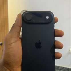 iPhone Air 256gb BH100 29cc eSIM unlocked *