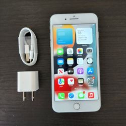 iPhone 7 Plus - UNLOCKED - Like New 