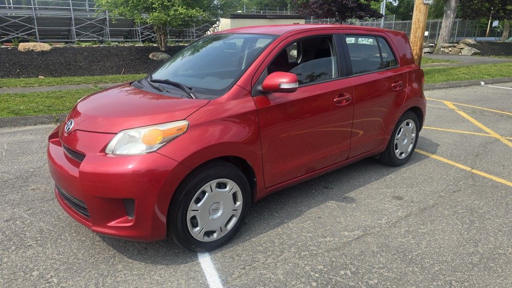 2009 Scion xD