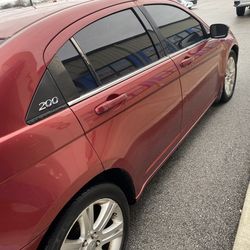 2011 Chrysler 200