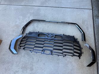 2026 Tundra Platinum Grille