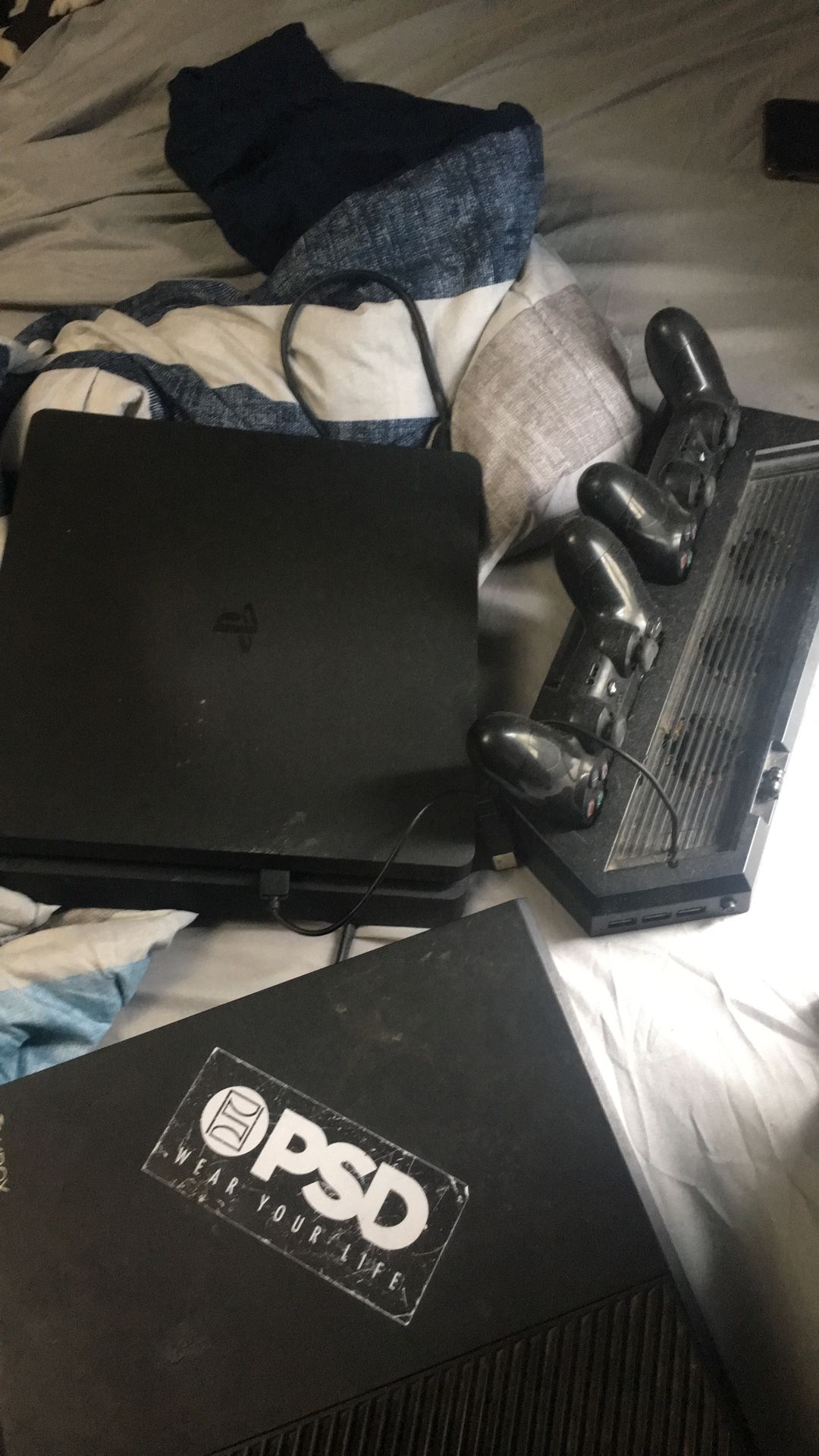 Xbox One And PlayStation 4
