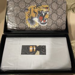 Gucci & LV Wallets