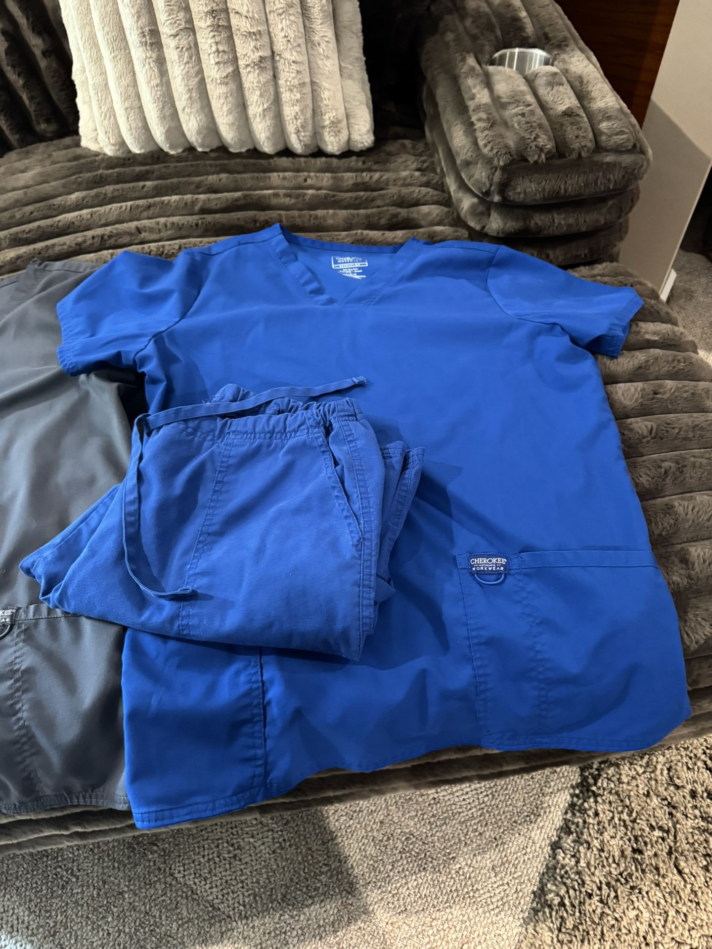 Scrubs (nursing/medical)