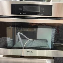 Miele Convection Microwave Oven  