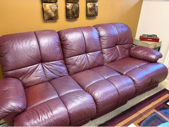 Couch and Matching Rug