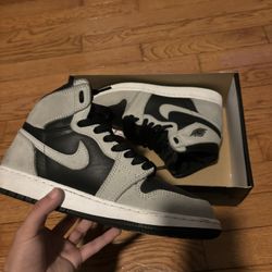 Air Jordan 1 Retro High OG GS 'Shadow 2.0'
