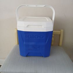 IGLOO COOLER 18 CAN
