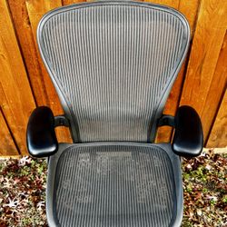 Herman Miller Aeron Size C Office Chair Fully Loaded Grey