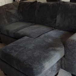 Sofa & Loveseat 