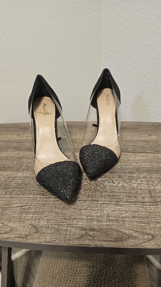 Black heels brand new size 10