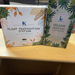 Plant Prop Station And Glass Terrarium-brand New