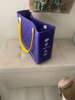 Los Angeles Lakers tote bag