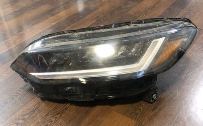USED REF#1209 || 2023-2024 HONDA HR-V || LEFT HAND/DRIVER SIDE HEADLIGHT