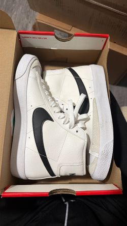Nike blazer mid