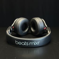 Beats Mixr DJ Headphones – Black – Discontinued Model