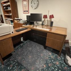 Solid Oak Desk With Detachable Credenza