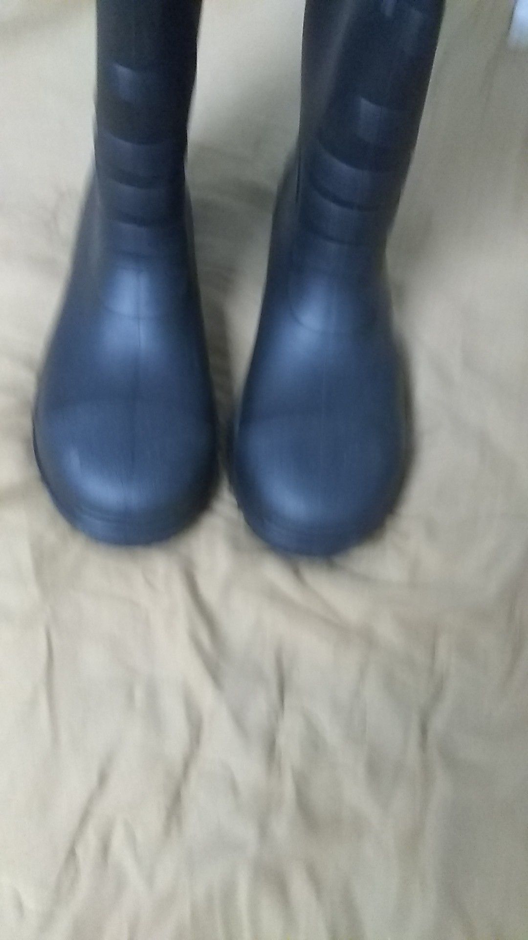Rubber work boots Size 12 mens