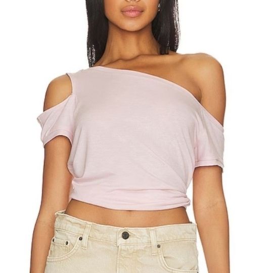 BCBGeneration Knit Top in Ballet Pink Size M. Retail $48