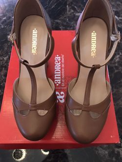 Zapatos Andrea size 8 Nuevos